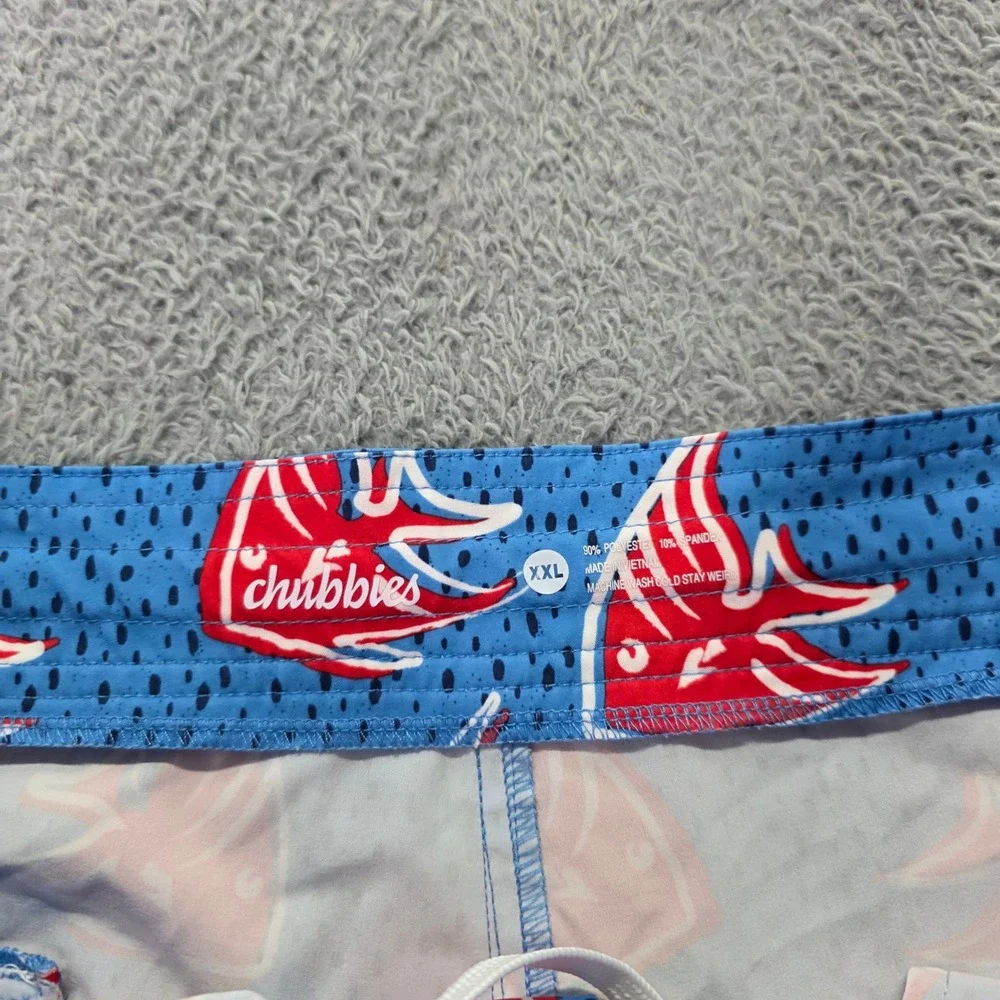 Chubbies Mens XXL Shorts Blue Red Fish Print Performance Stretch 6in Inseam